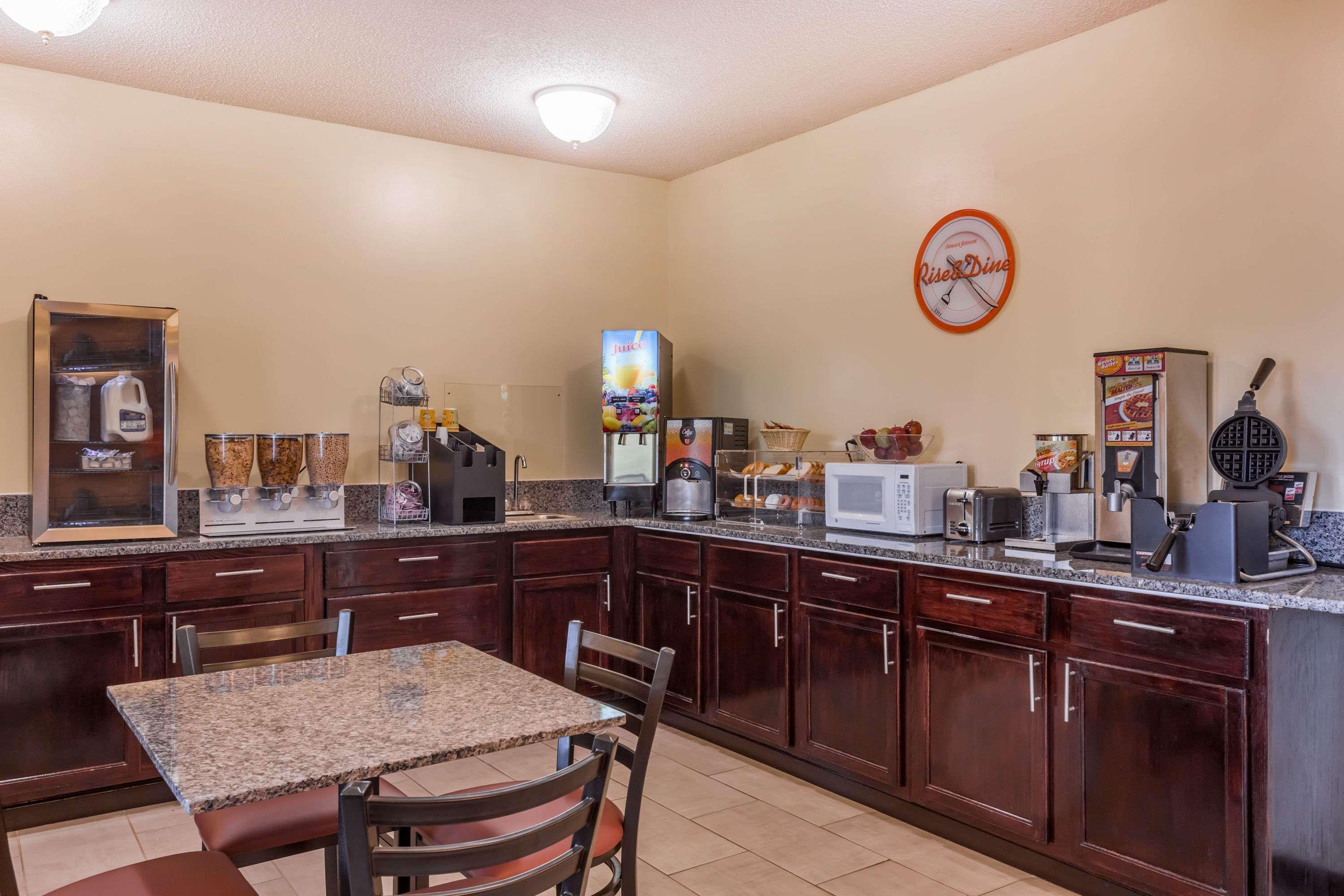 Howard Johnson By Wyndham Spartanburg Expo Center Esterno foto