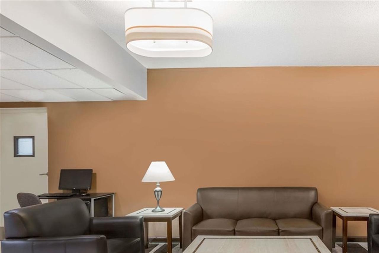 Howard Johnson By Wyndham Spartanburg Expo Center Esterno foto