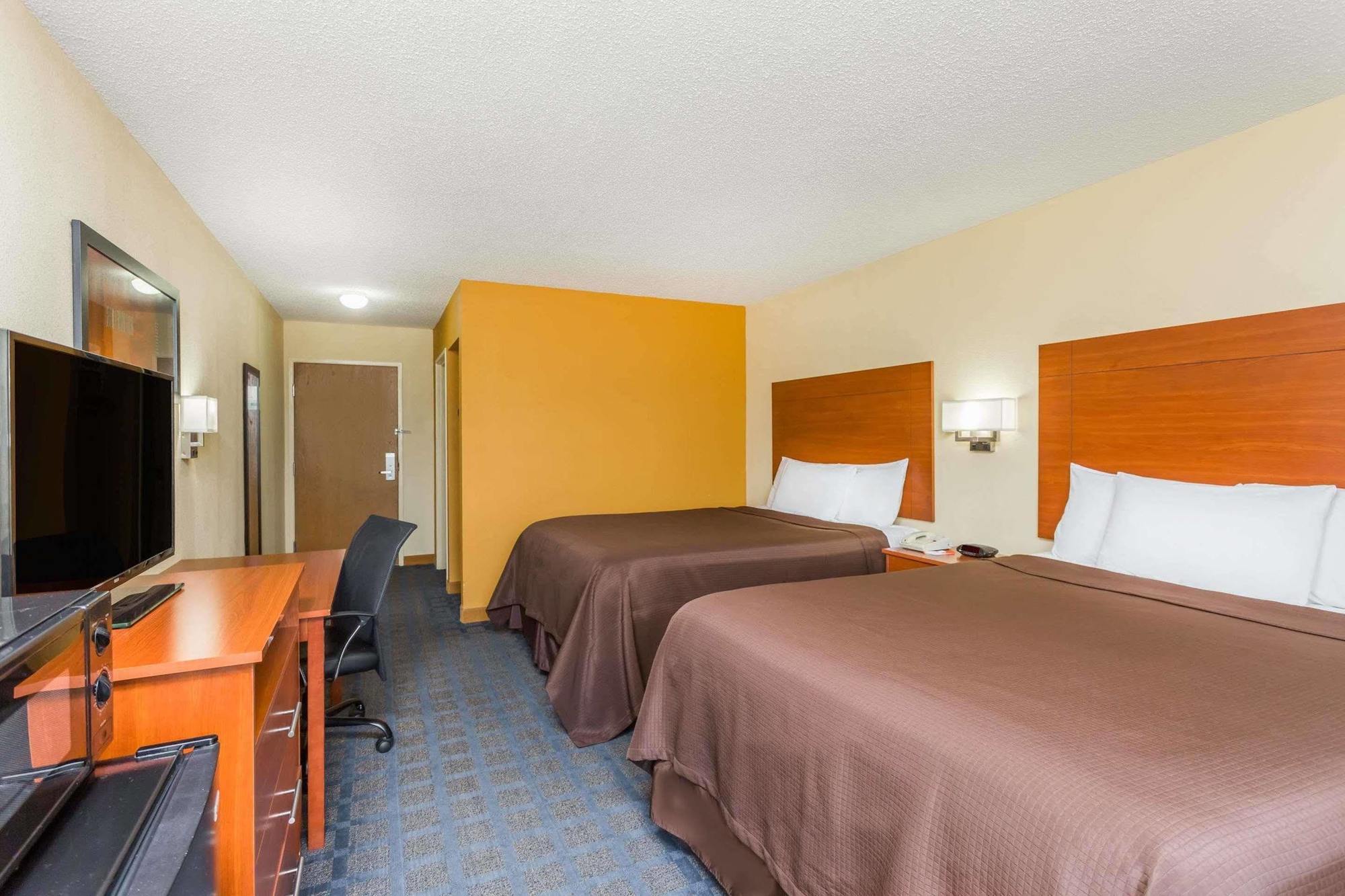 Howard Johnson By Wyndham Spartanburg Expo Center Esterno foto